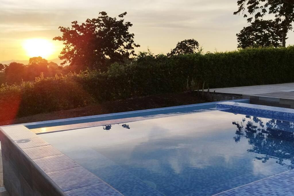 Finca En El Quindio Arrullo Cafetero Quimbaya Exteriér fotografie
